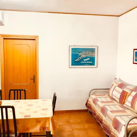 Appartamenti Oleandri ヴィエステ エクステリア 写真