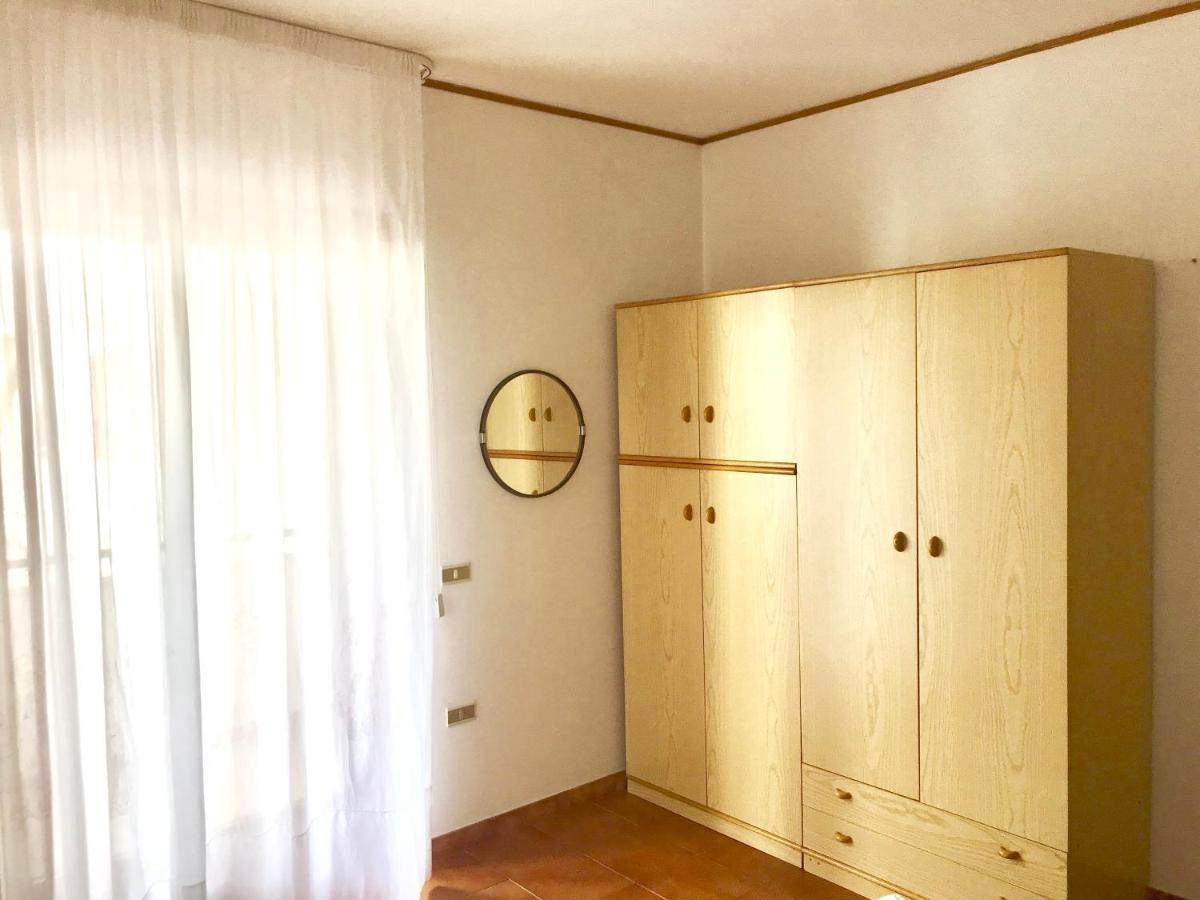 Appartamenti Oleandri ヴィエステ エクステリア 写真